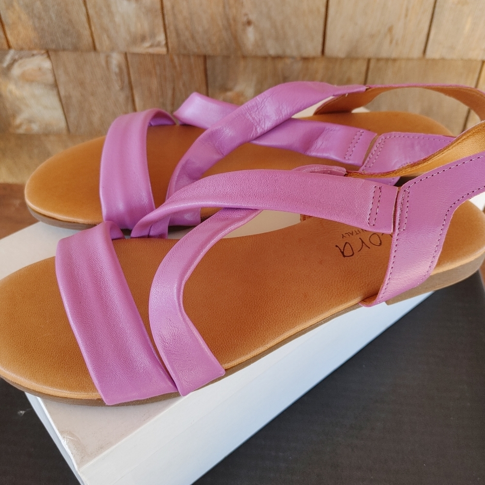 Allora Mickey lavender Italian leather sandals, size 42